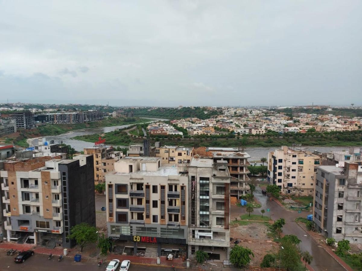 The River View Apartment Rawalpindi Esterno foto