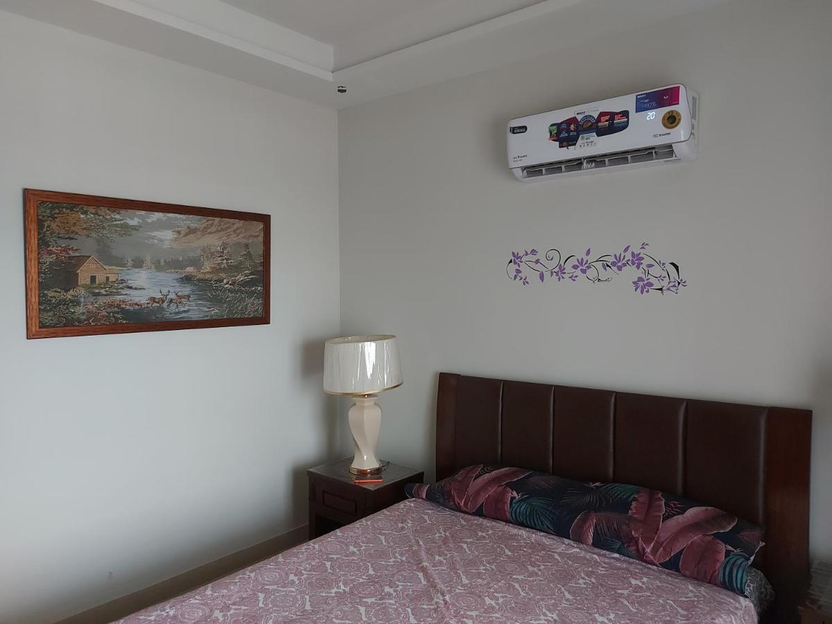 The River View Apartment Rawalpindi Esterno foto